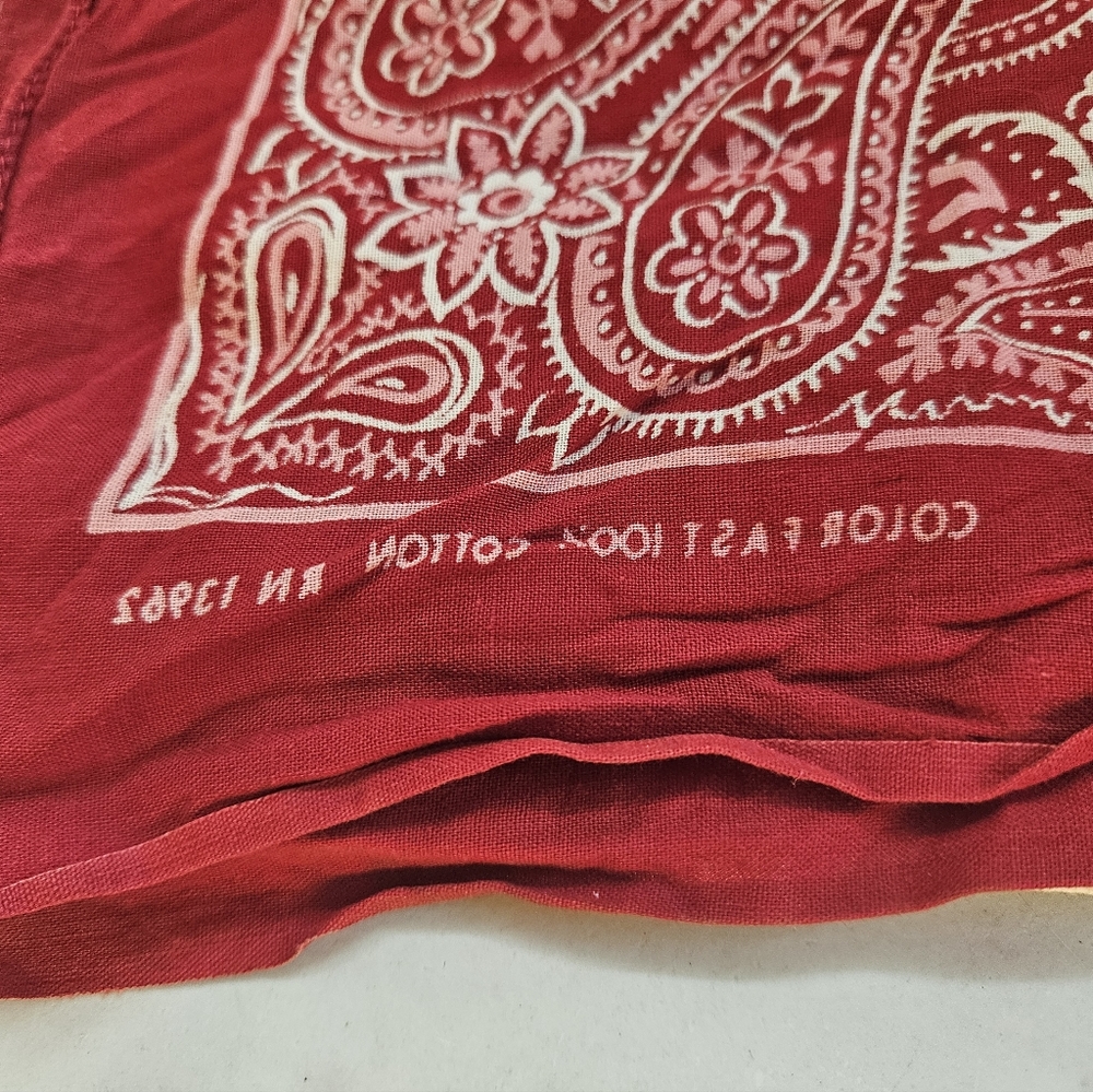 Vgt Bandana Color Fast & Wash Fast Multi-Designs  Cotton Red Lot of 4 - Picture 14 of 15